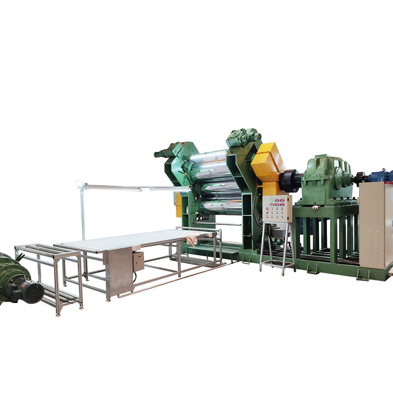 3-valcový gumený kalandrovací stroj